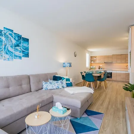 Διαμέρισμα Mf Silverhome 402